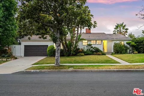 2746 Dunleer Pl, Los Angeles, CA 90064