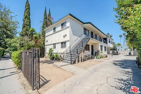 1518 S Hobart Blvd, Los Angeles, CA 90006