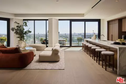 8420 W Sunset Blvd #601, West Hollywood, CA 90069