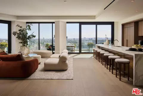 8420 W Sunset Blvd #601, West Hollywood, CA 90069
