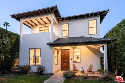 3496 Redwood Ave, Los Angeles, CA 90066