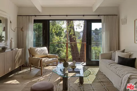 459 Dustin Dr, Los Angeles, CA 90065