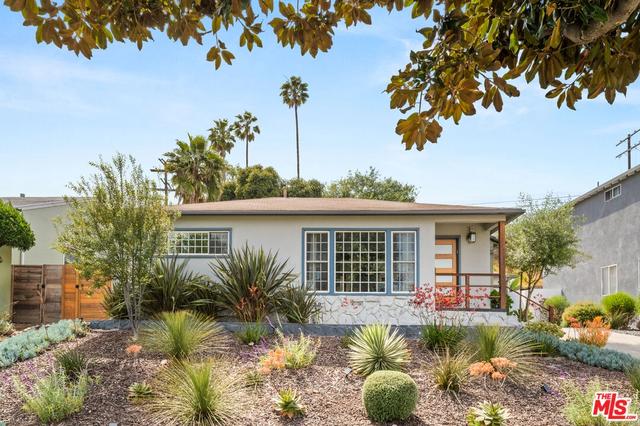7871 Airport Blvd, Los Angeles, CA 90045