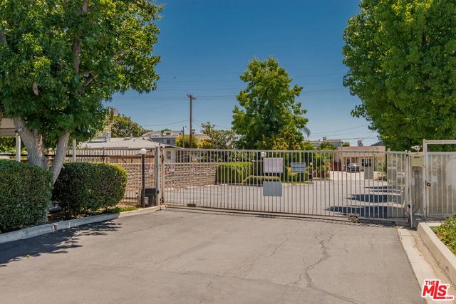 7025 Glade Ave #24, Canoga Park, CA 91303