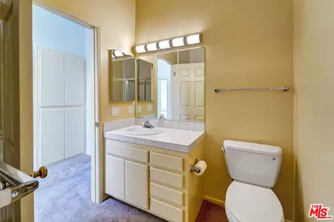 Bath - 4501 Carpinteria Ave #C, Carpinteria, CA 93013 photo 7 of 8