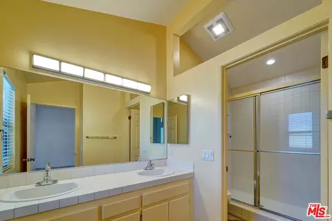 Bath - 4501 Carpinteria Ave #C, Carpinteria, CA 93013 photo 8 of 8