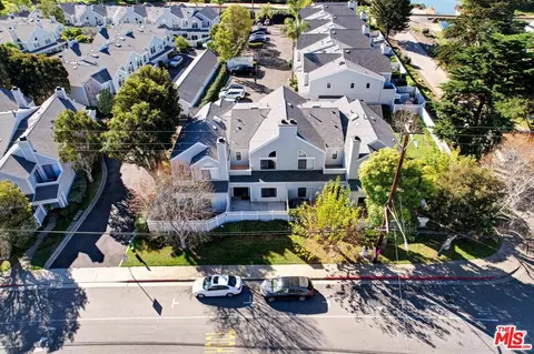 View/Area - 4501 Carpinteria Ave #C, Carpinteria, CA 93013 photo 11 of 12