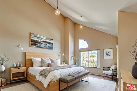 Bedroom - 4501 Carpinteria Ave #C, Carpinteria, CA 93013 photo 1 of 8