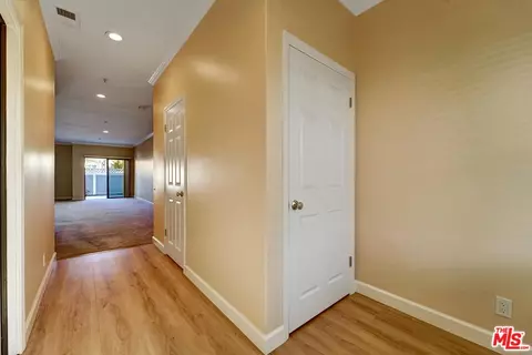 Entry Way - 4501 Carpinteria Ave #C, Carpinteria, CA 93013 photo 4 of 6