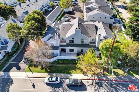 View/Area - 4501 Carpinteria Ave #C, Carpinteria, CA 93013 photo 3 of 12