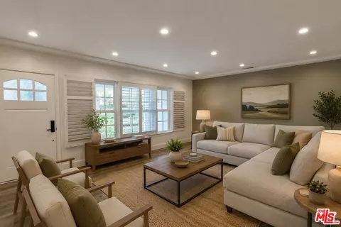 4000 Denny Ave, Studio City, CA 91604