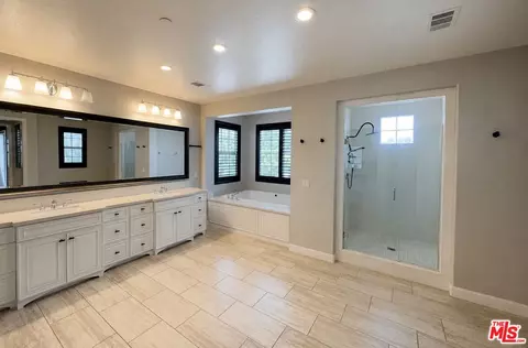 Bath - 248 Snapdragon Ln, Glendora, CA 91741 photo 2 of 2