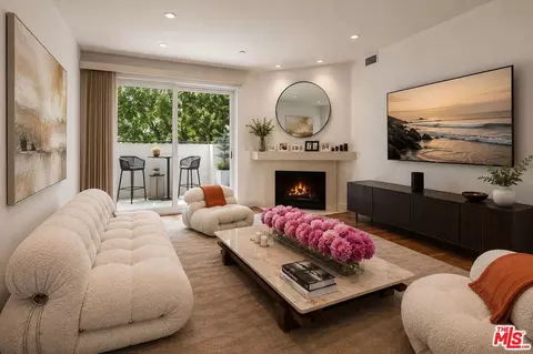 1521 Greenfield Ave #104, Los Angeles, CA 90025