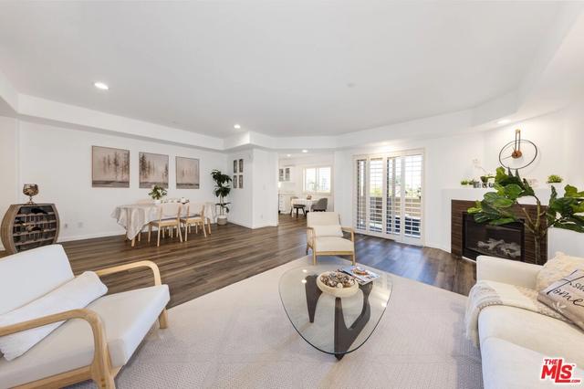 11766 W Sunset Blvd #302, Los Angeles, CA 90049