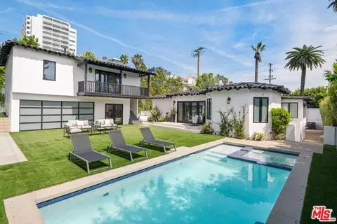 813 N Doheny Dr, Beverly Hills, CA 90210