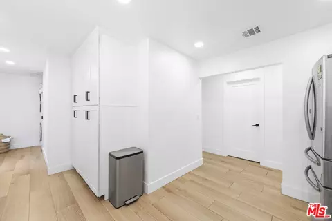 Entry Way - 10214 Marcus Ave, Tujunga, CA 91042 photo 1 of 1