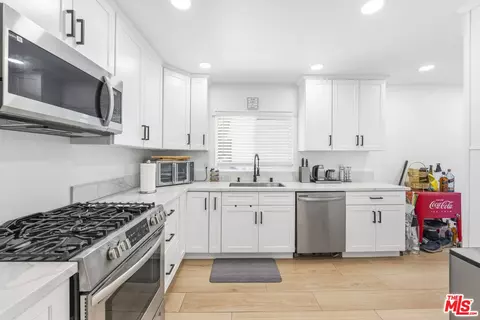 Kitchen - 10214 Marcus Ave, Tujunga, CA 91042 photo 2 of 2