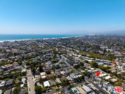 647 Mildred Ave, Venice, CA 90291 photo 27