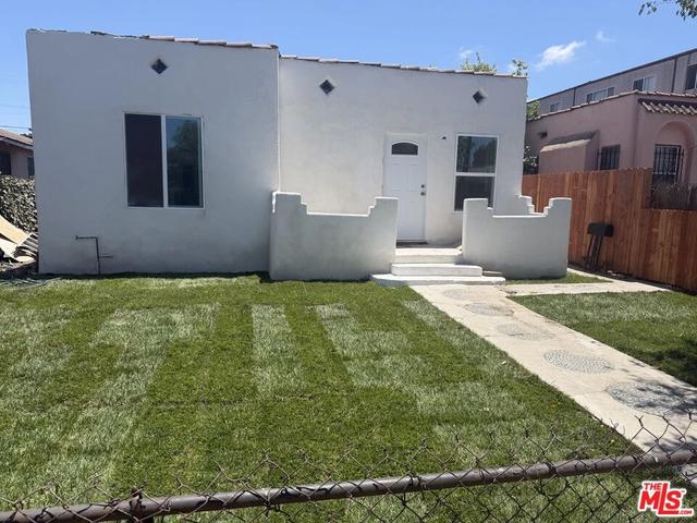 3312 Hyde Park Blvd, Los Angeles, CA 90043