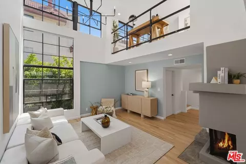 11817 Texas Ave #3, Los Angeles, CA 90025
