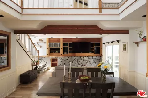 2907 El Caminito St, La Crescenta, CA 91214