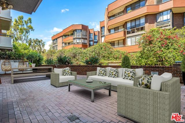 200 N Swall Dr #313, Beverly Hills, CA 90211