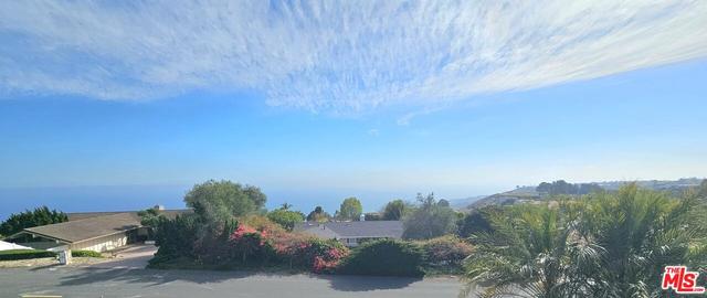 34 Oceanaire Dr, Rancho Palos Verdes, CA 90275