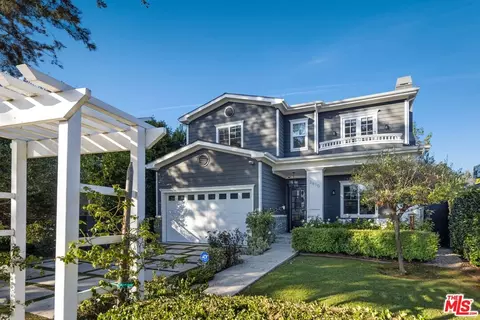 3610 Barry Ave, Los Angeles, CA 90066