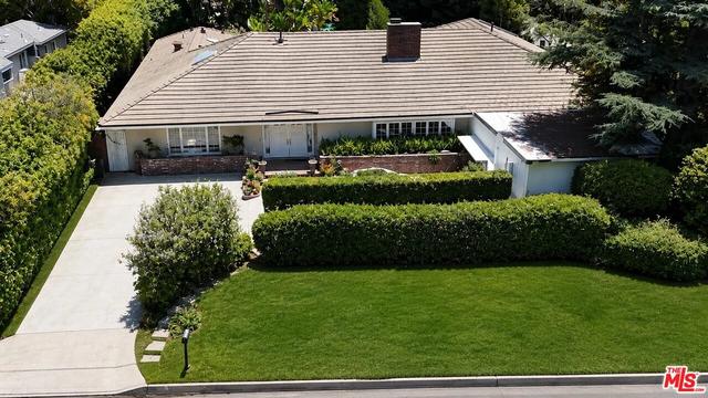1902 Coldwater Canyon Dr, Beverly Hills, CA 90210