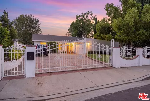 15421 Ryan St, Sylmar, CA 91342