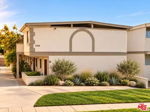 11938 Dorothy St, Los Angeles, CA 90049