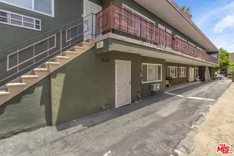 1001 E Acacia Ave, Glendale, CA 91205 photo 6