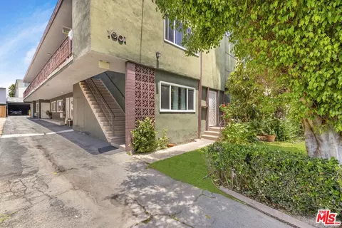 1001 E Acacia Ave, Glendale, CA 91205 photo 4