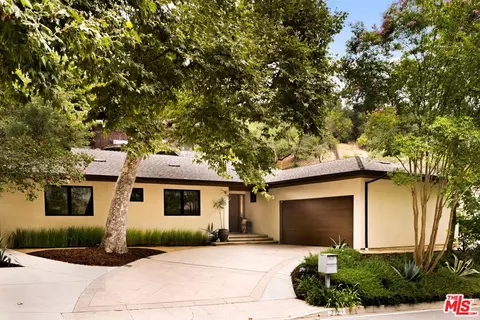 3546 Mandeville Canyon Rd, Los Angeles, CA 90049