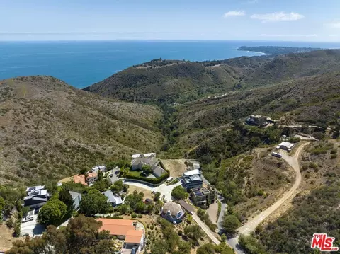 3006 Sequit Dr, Malibu, CA 90265 photo 11