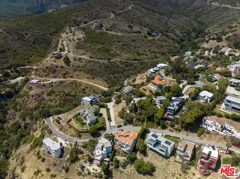 3006 Sequit Dr, Malibu, CA 90265 photo 12