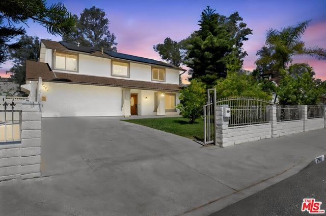 7901 Babcock Ave, North Hollywood, CA 91605