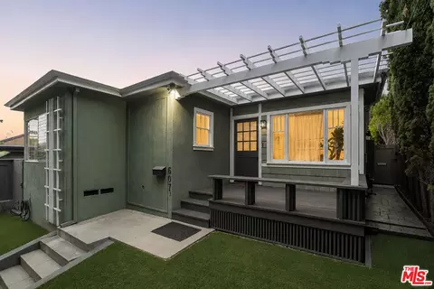 607 Ashland Ave, Santa Monica, CA 90405