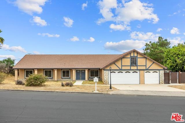 17493 Kaison Cir, Riverside, CA 92508