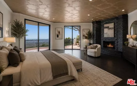 8908 Appian Way, Los Angeles, CA 90046
