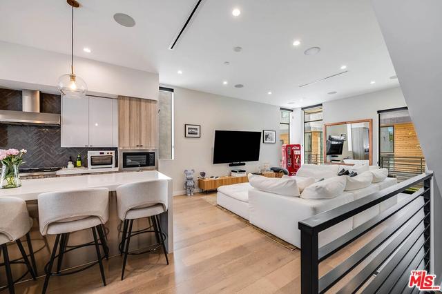 4425 Studio Pl, Studio City, CA 91602