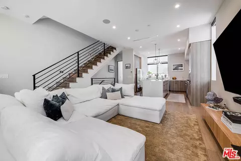4425 Studio Pl, Studio City, CA 91602