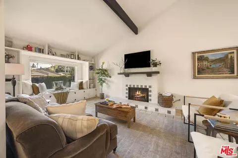 11139 Hortense St, North Hollywood, CA 91602