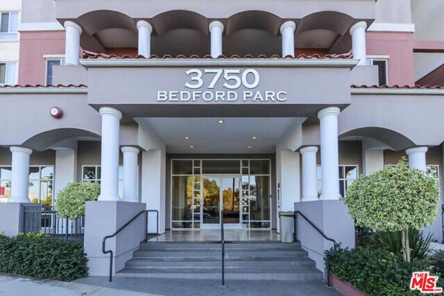 3750 Santa Rosalia Dr #410, Los Angeles, CA 90008