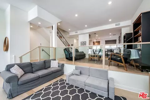 4435 Colfax Ave #104, Studio City, CA 91602
