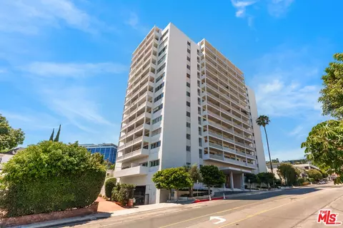 999 N Doheny Dr #211, West Hollywood, CA 90069