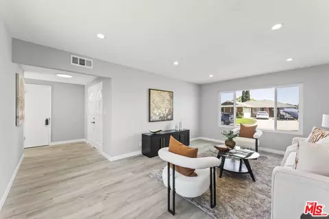 Living - 509 E Moorehaven Dr, Carson, CA 90746 photo 1 of 2