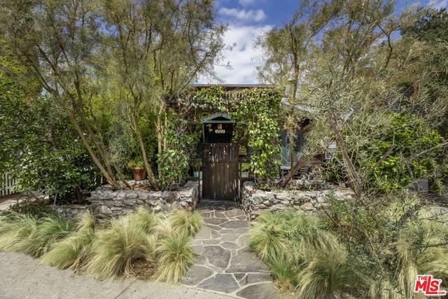 1522 Elevado St, Los Angeles, CA 90026