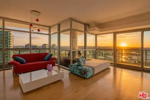 13700 Marina Pointe Dr #1401, Marina Del Rey, CA 90292