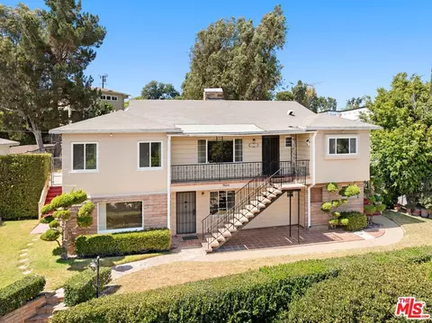 5604 Heatherdale Dr, Los Angeles, CA 90043